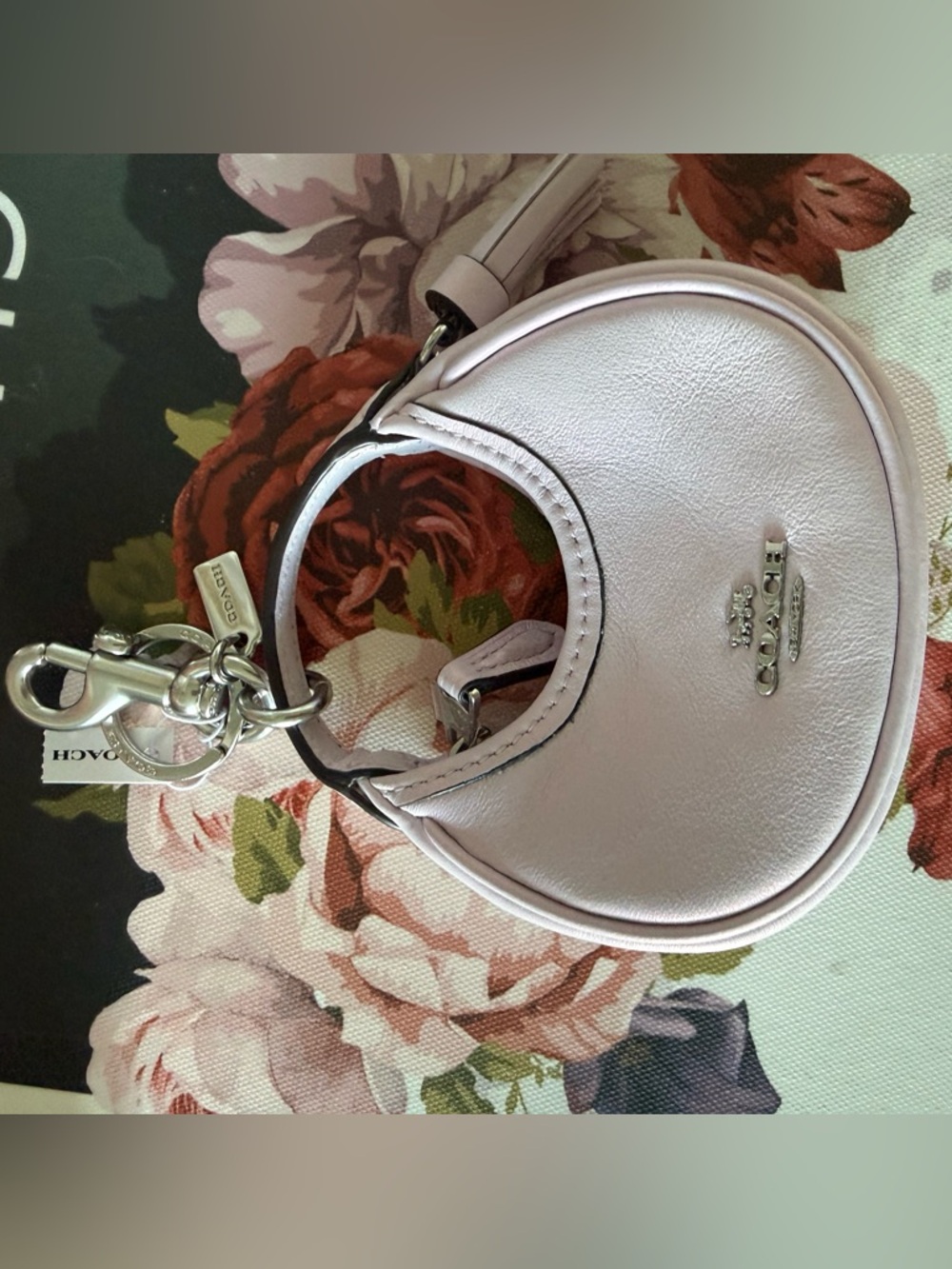 Coach mini Carmen bag charm NWT keychain in pearlized pink - Picture 7 of 14